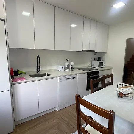 Miranda * מירנדה דו קורבו